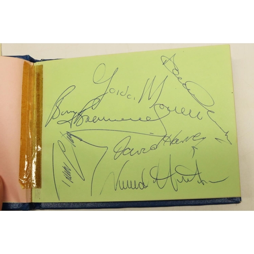 Leeds store united autographs