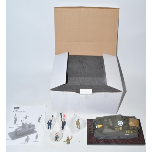 256 - Boxed Britain's US VE Day set (item no 41166) with Sherman tank, crew and liberated French civilians