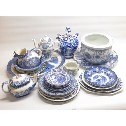 591 - Collection of blue & white pottery inc. Booths Real Old Willow, Copeland Spode Italian Ware, Wood & ... 
