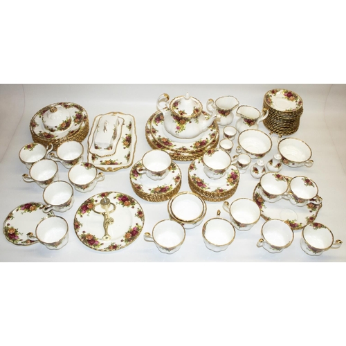 348 - Royal Albert Old Country Roses dinner and tea ware, comprising: teapot, H17cm, teapot stand, fifteen... 