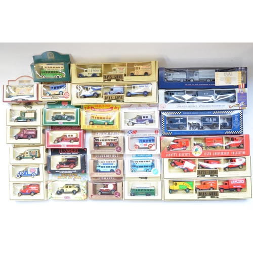 483 - Lledo diecast model vehicles incl. ltd. ed. Peal Harbour set 5188/12500 with COA, Battle of Britain ... 