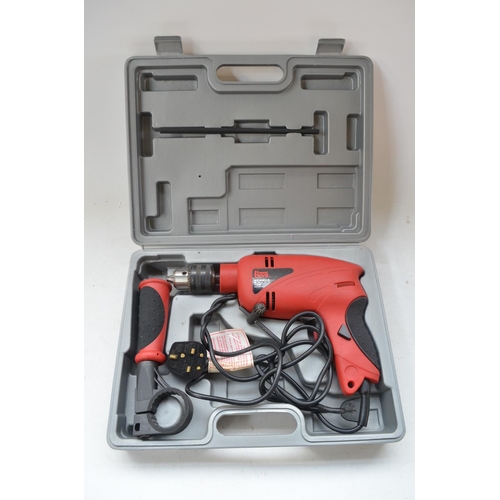 488 - Collection of handheld workshop tools including 3 tap and die sets, hole saw, Como drill with access... 