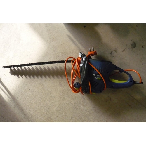 812A - Xtreme electric hedge trimmer