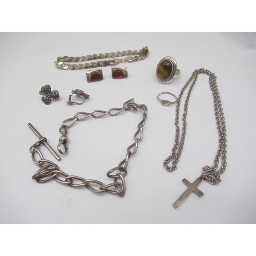 47 - Collection of silver jewellery including a pair of amber and silver earrings, a silver albert chain,... 