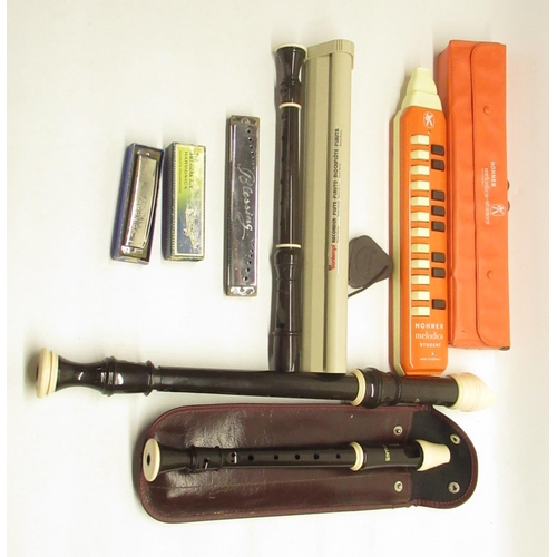 564 - 2 All Los recorders with brown leatherette case for 1, Bontempi recorder with plastic case, Orange H... 