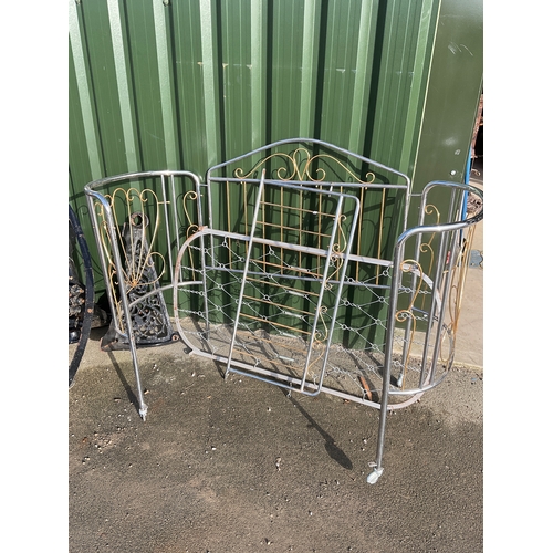 872 - Swiss 1930s metal framed cot  (af)