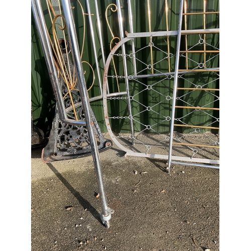 872 - Swiss 1930s metal framed cot  (af)