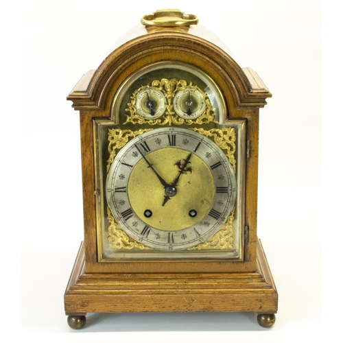 1161 - Winterhalder and Hofmeier C20th golden oak arch top bracket clock, with brass carrying handle, fabri... 