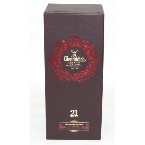 1180 - The Glenfiddich Single Malt Scotch Whisky, 21 years old, Gran Reserva Rum Cask Finish, 700ml 43.2alc... 