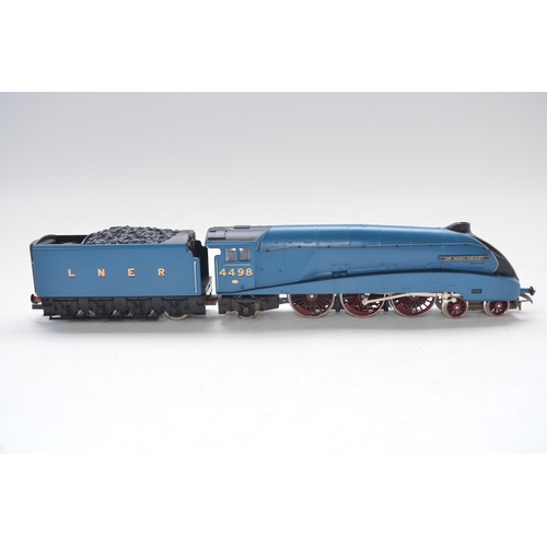 115 - Hornby The Blue Streak electric train set 