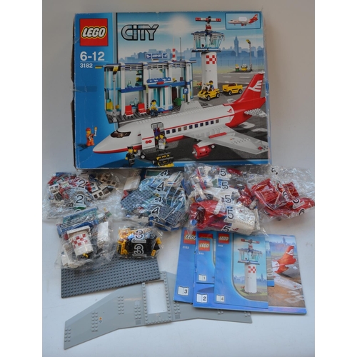 502 - Lego City Airport, set 3182 since discontinued. Built once and re-bagged, vendor assures this is com... 