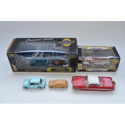 422 - Collection of diecast model cars, various scales and manufacturers to include Road Signature Preside... 