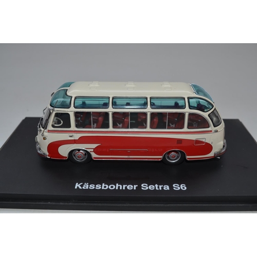 425 - Collection of boxed diecast bus models to include Conrad Mercedes Benz 0 303 RHH Omnibus, Schuco Kas... 