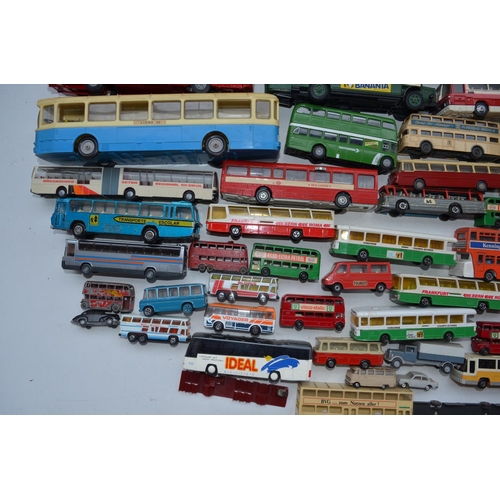 427 - Collection of unboxed bus and car models, various scales and manufacturers. Also included John Fishw... 