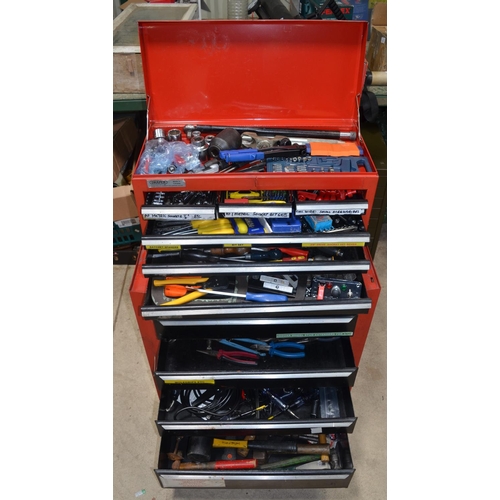 532 - Draper tool chest containing a large number of workshop tools including a Kamasa Torque wrench, sock... 