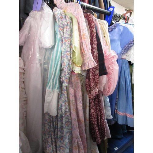 491 - Women's theatre/drama production dresses (25)