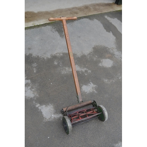 542 - Vintage push lawn mower by Robinson & Sons of Scarborough