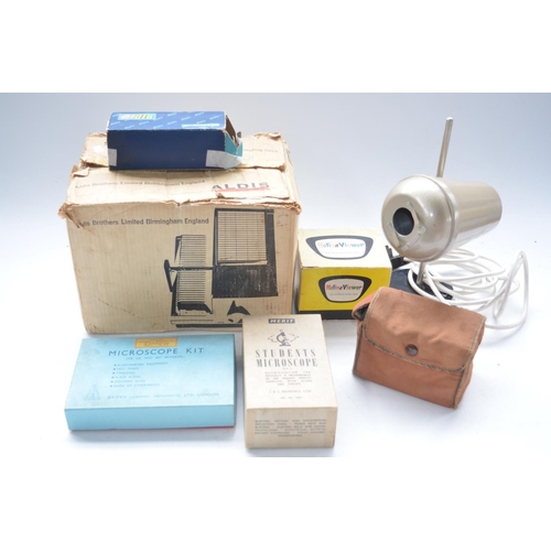 113 - Aldis semi-automatic slide projector with spare magazine and a Halina slide viewer, Ricoh Standard8/... 