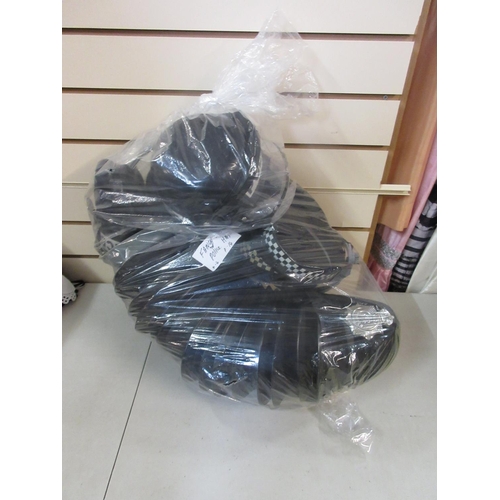 290 - Mixed collection of fancy dress police hats (1 bag)