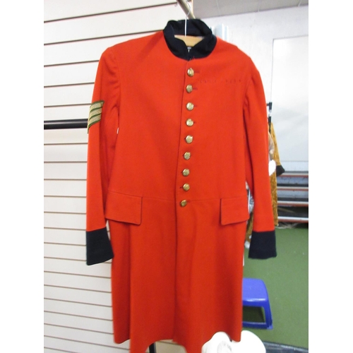 833 - Collection of reproduction British red military dress jackets, including a Chelsea Pensioners style ... 