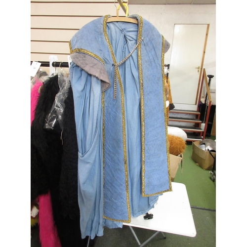 860 - Theatre/drama Henry VIII style production clothes(17)