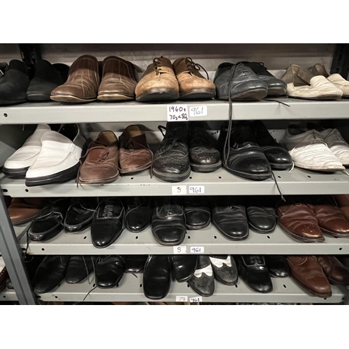 961 - Men's vintage and modern shoes, various styles including brogues, sizes 7.5/8/8.5, approx. 30 pairs