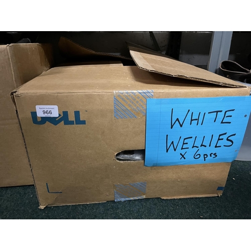 966 - White wellies, various sizes (1 box)