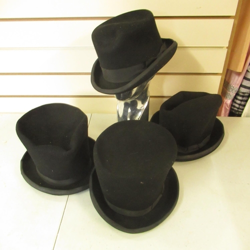 67 - Black top hats (4)
