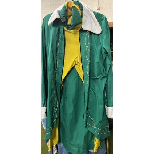 931 - Men's film related fancy dress costumes including Top Gun, Ghostbusters, etc.