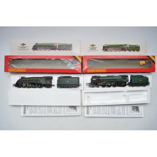 116 - Two Hornby OO gauge electric locomotive models, R063 BR Britannia and R350 A4 Mallard, both in good ... 