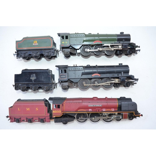 120 - Collection of 7 used OO gauge electric steam train models, various manufacturers (Wrenn, Tri-Ang, Ho... 