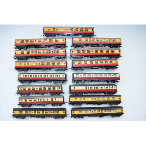 122 - Fifteen used Hornby and Tri-ang OO gauge passenger coaches, condition varies from fair to very good,... 