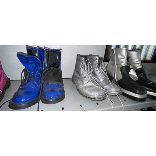 978 - Platform glitter and PVC boots, various sizes (7)