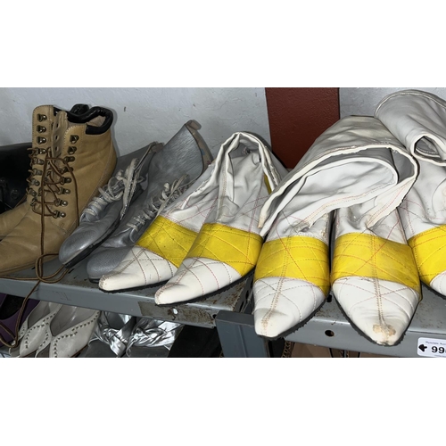 990 - Women's boots, various sizes and styles