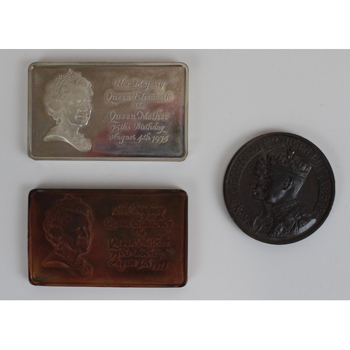 942 - 1975 Queen Elizabeth the Queen Mother pair of commemorative hallmarked sterling silver ingots, 2.82 ... 