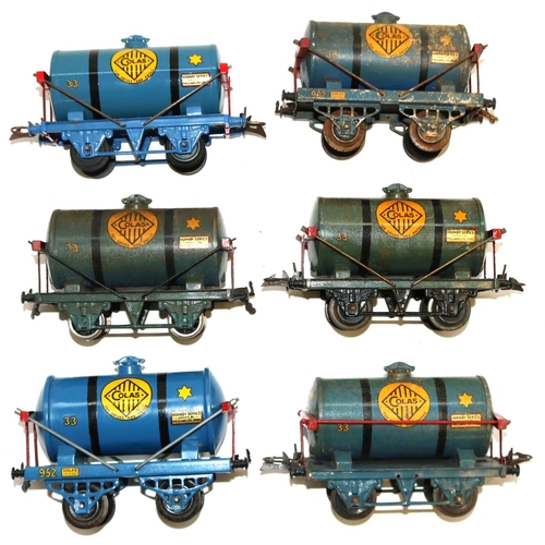 193 - Six Hornby O gauge tinplate Colas tankers (6)