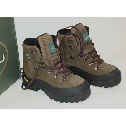 1378 - Pair of as new Le Chameau Morvan GTX Marron walking boots, boxed with tags, size 5