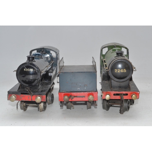 224 - Two vintage O gauge 4-4-0 clockwork steam train models to include Bassett Lowke 62078 Prince Charles... 