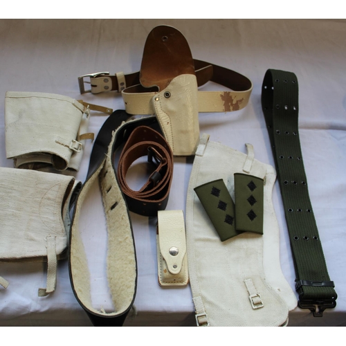 836 - Collection of military items incl. 3 pairs of blanco gaiters, holster and belt, pistol belt, knife c... 