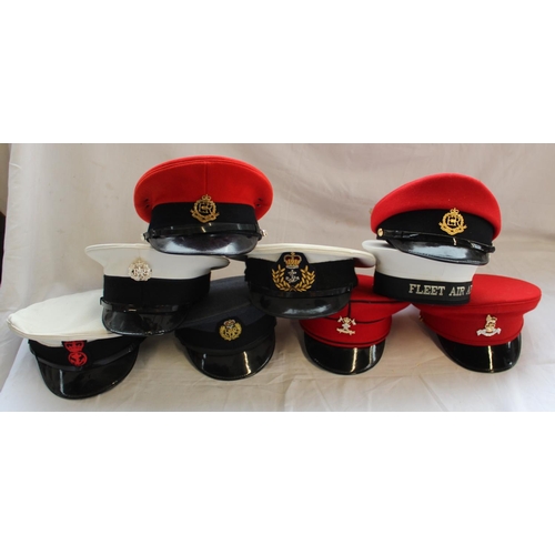 840 - Collection of military caps with individual cap badges of various regiments including Royal Navy Pet... 