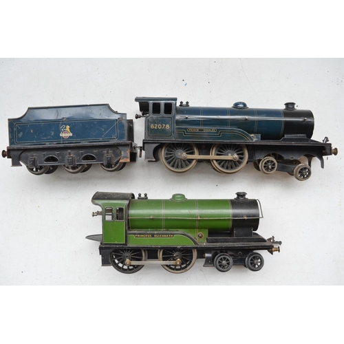 224 - Two vintage O gauge 4-4-0 clockwork steam train models to include Bassett Lowke 62078 Prince Charles... 