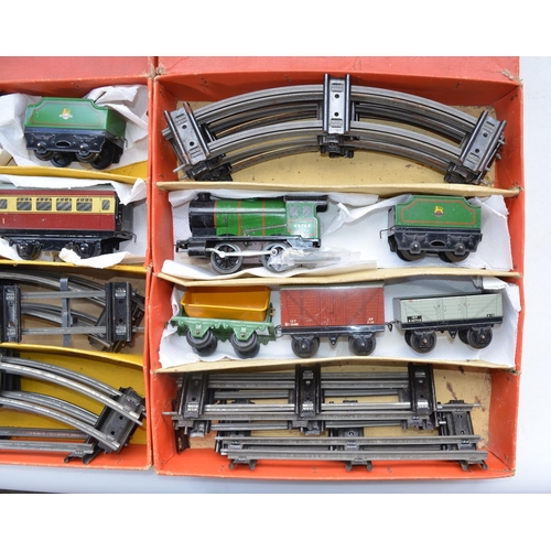 326 - Two boxed Hornby O gauge clockwork train sets, passenger and goods, both with 0-4-0 45746 locos and ... 