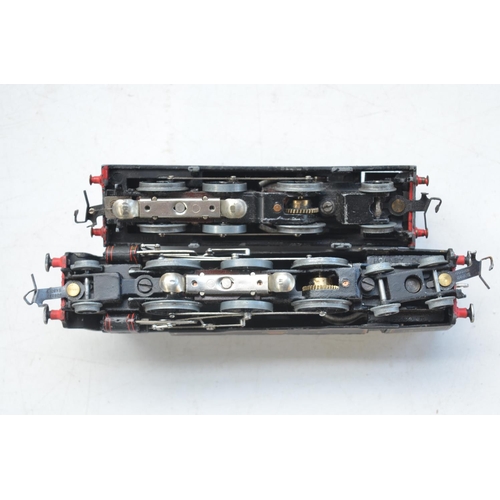 333 - Two Hornby Dublo British Rail electric train sets, EDP14 2-6-4 tank engine passenger train with 3 co... 