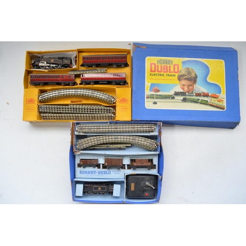 333 - Two Hornby Dublo British Rail electric train sets, EDP14 2-6-4 tank engine passenger train with 3 co... 