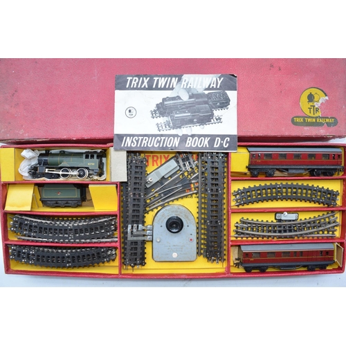 338 - Three OO gauge Trix 3 rail electric steam train train sets, incomplete, A/F. Please refer to photos ... 