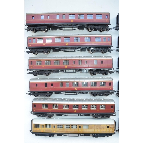 123 - Twelve used Hornby OO gauge LMS and LNER passenger coaches, condition varies from good to very good,... 