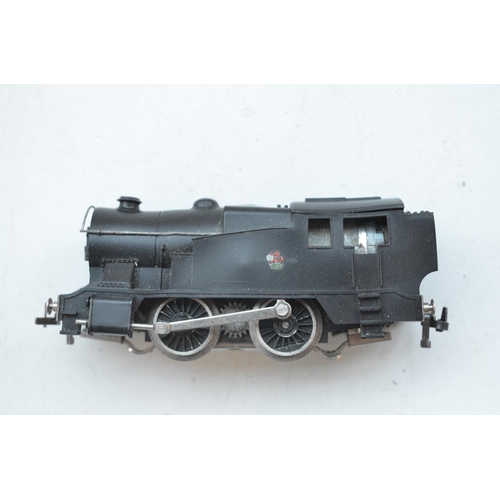 341 - OO gauge 3 rail electric Trix Twin Cadet Railway set with 0-4-0 BR black tank engine, a collection o... 