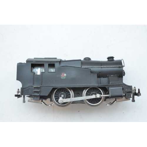 341 - OO gauge 3 rail electric Trix Twin Cadet Railway set with 0-4-0 BR black tank engine, a collection o... 