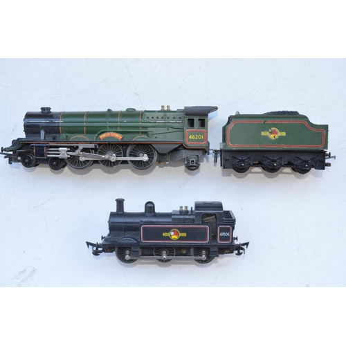 342 - Two Tri-ang Railways OO gauge electric train sets, R3B with 4-6-2 Princess Elizabeth loco and tender... 