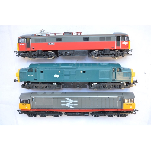 362 - Three Hornby OO gauge electric diesel locomotive models: R250 BR Class 58 Co-Co, R402 BR Class 37, R... 